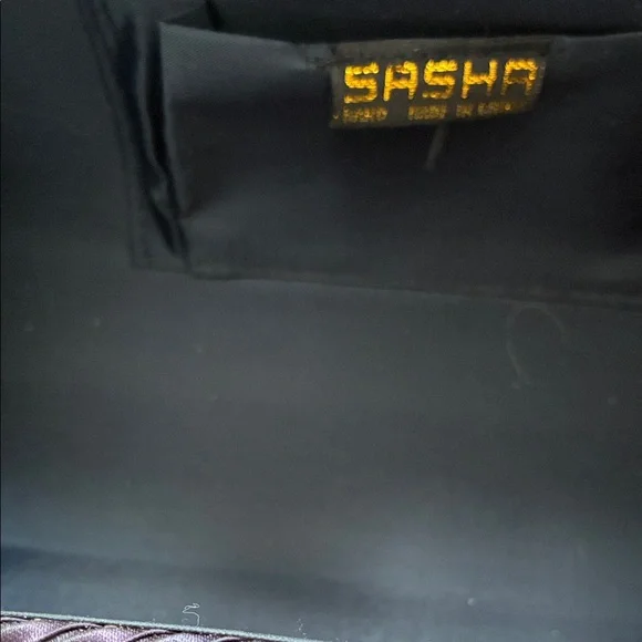 Elegant Purple Clutch Bag - Picture 4 of 7